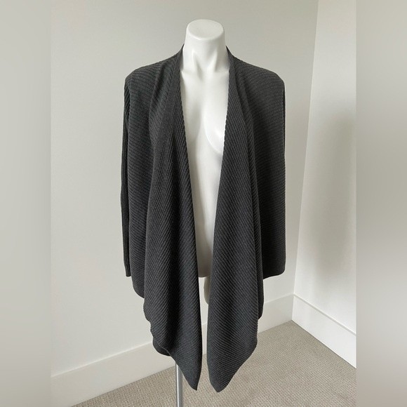 Eileen Fisher Gray Wool Angle Front Cardigan S - Picture 4 of 10
